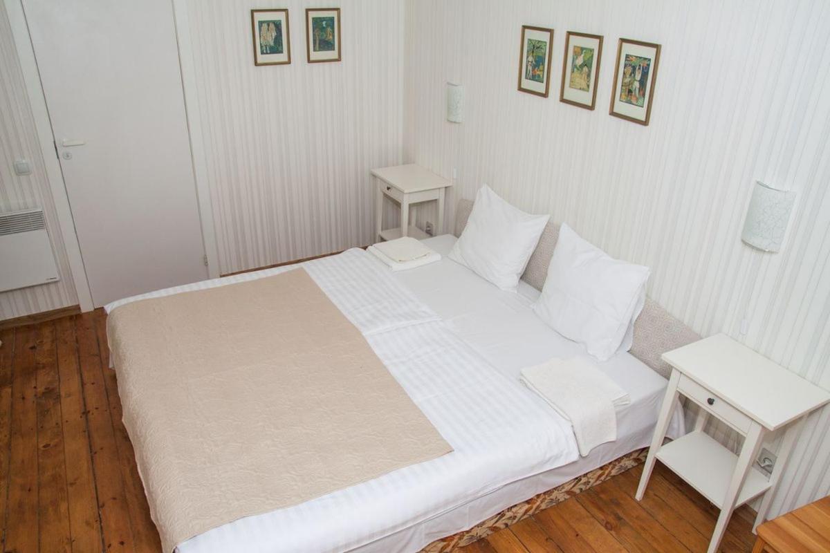 Hotel Viesu Maja Spridisi à Tērvete Chambre photo